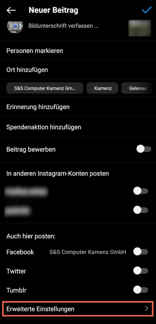 Alternativen Bildtext bei Instagram Post in den erweiterten Einstellungen einstellen, sichtbar durch die rote Markierung